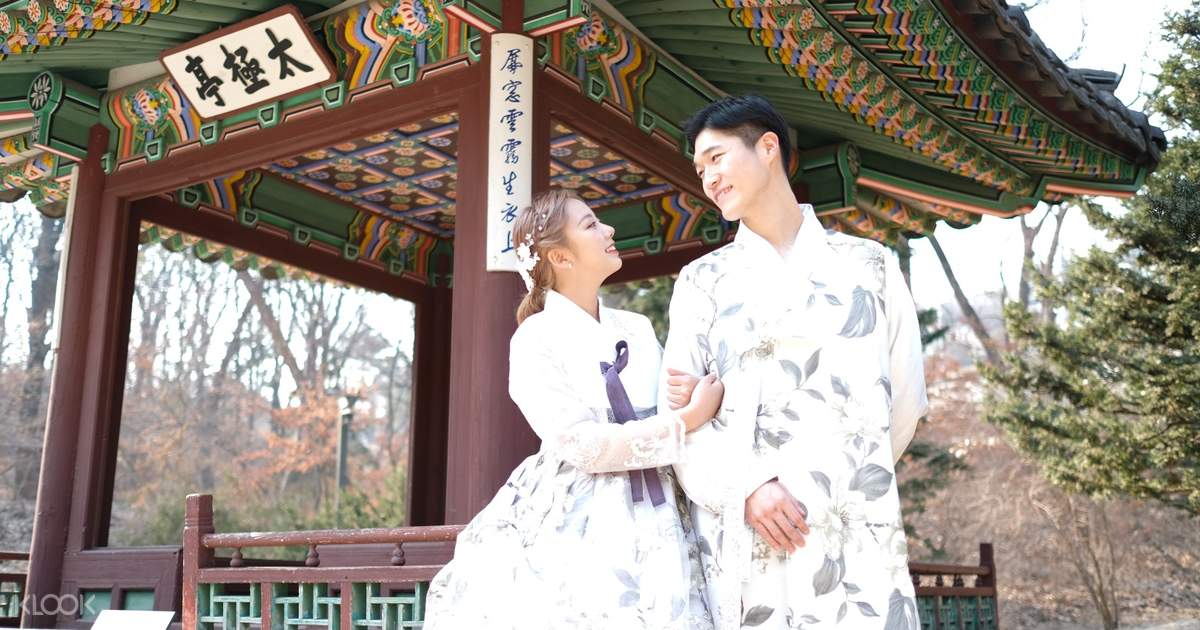 Wedding hanbok rental top